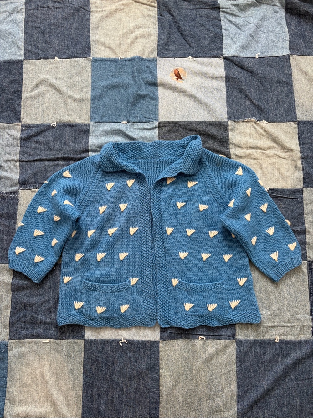 Vintage blue cardigan chunky knit triangle geometric cropped sleeve
